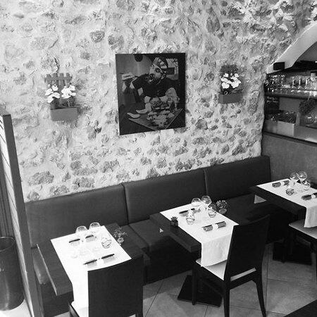 La Cafetière Fêlée