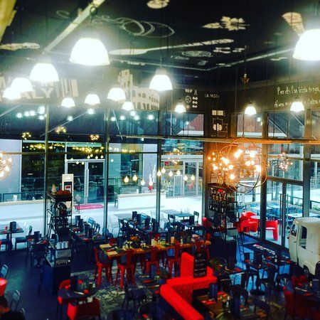 La Piazza Dei Sapori Italiani