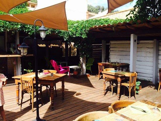 Mazavaroo Restaurant