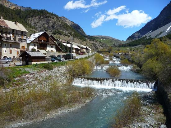 église Saint-Michel de Cervières