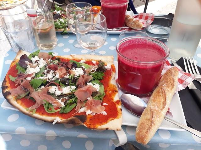 Le Four sous le Platane