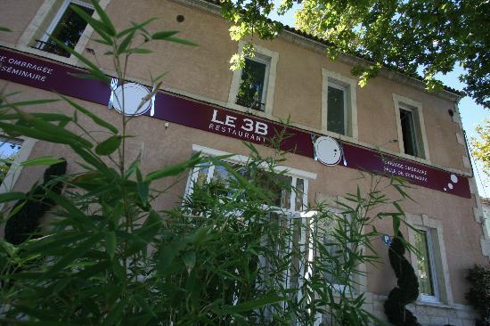 LE 3B Restaurant