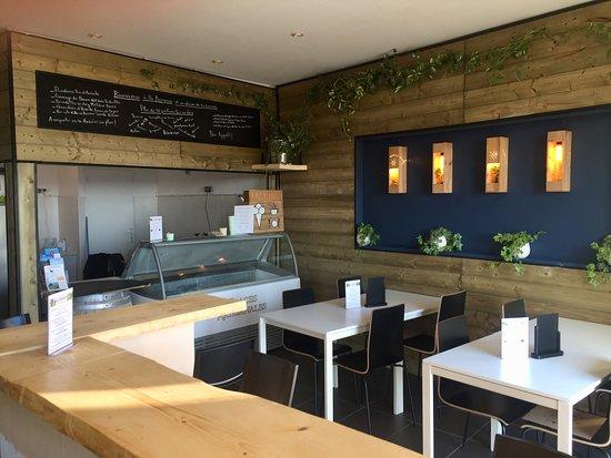 La Bergerie et Le Glacier de la Corniche