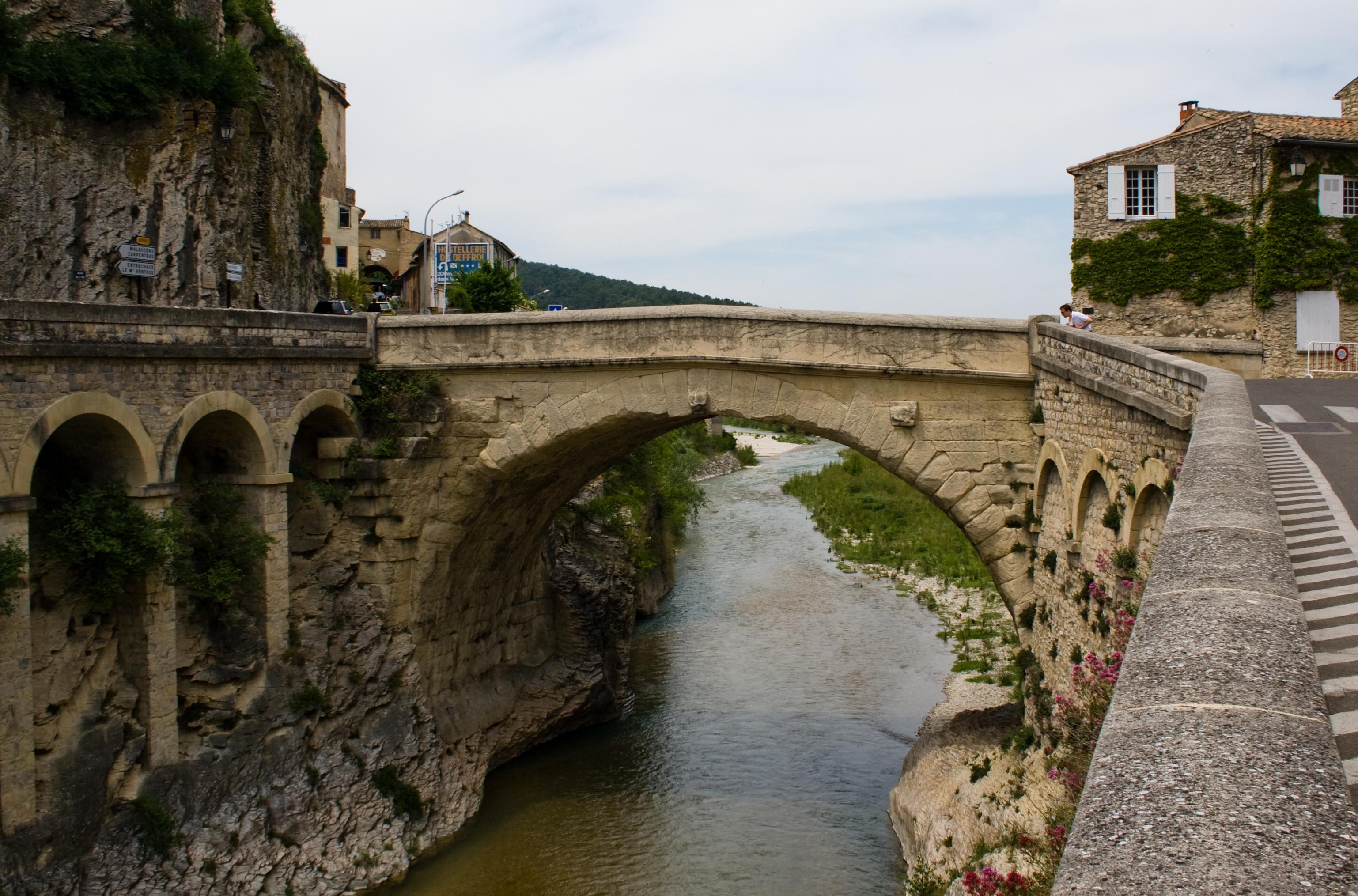 pont romain de Vaison-la-Romaine