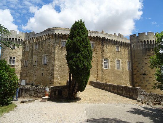 Château de Suze-La-Rousse