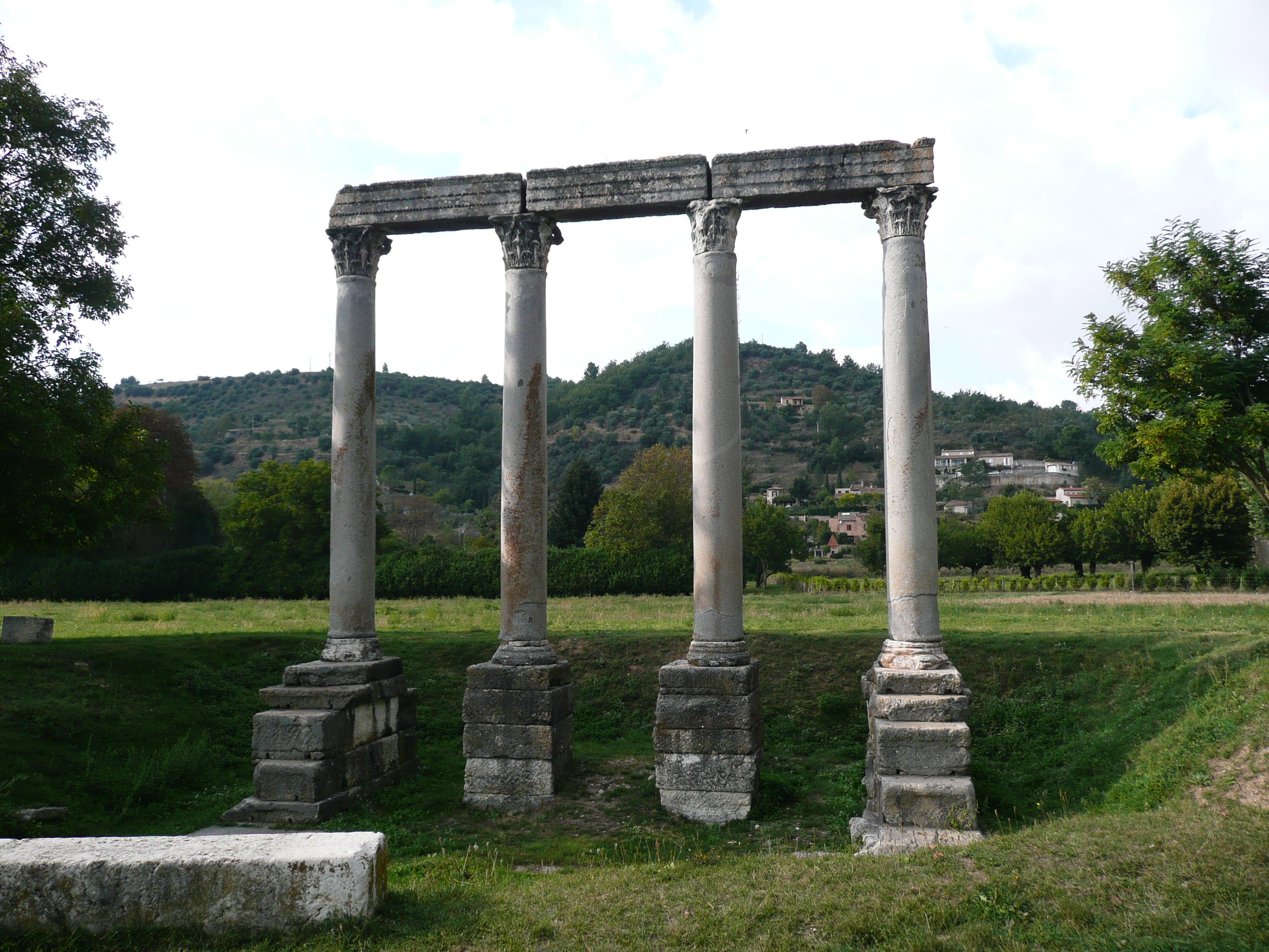 Temple d'Apollon de Riez