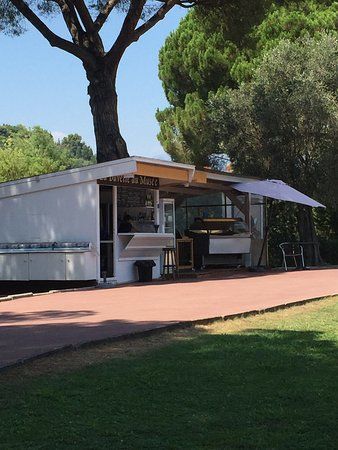 La buvette du jardin